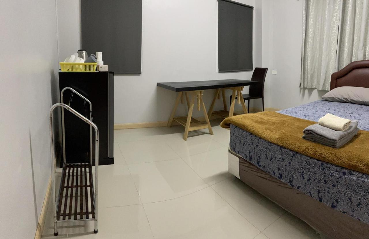 Apartamento 808 Bangkok Exterior foto