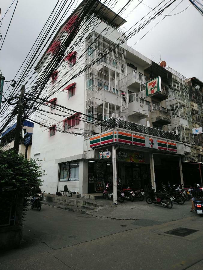 Apartamento 808 Bangkok Exterior foto
