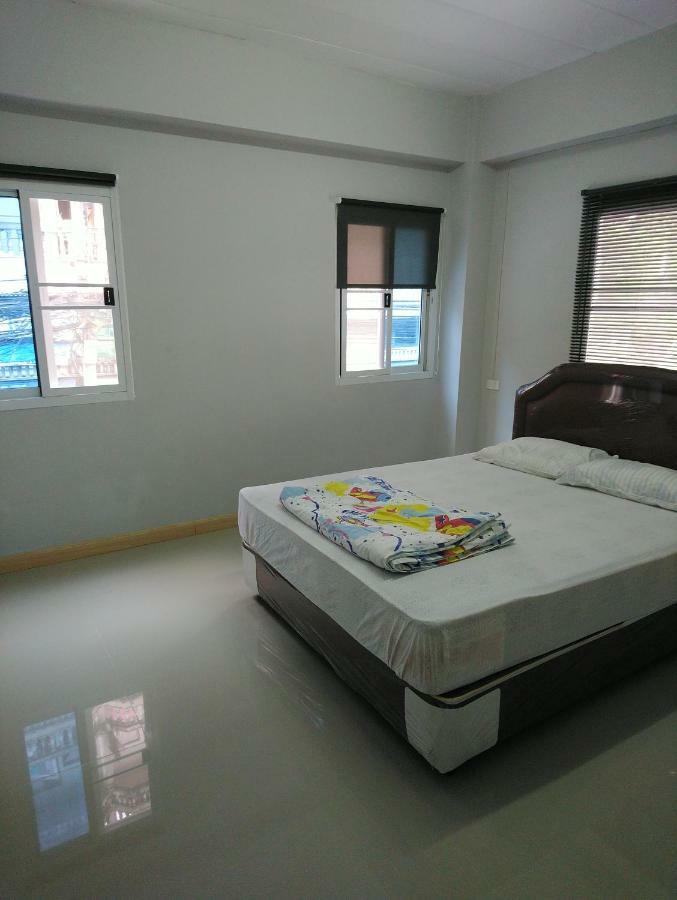 Apartamento 808 Bangkok Exterior foto
